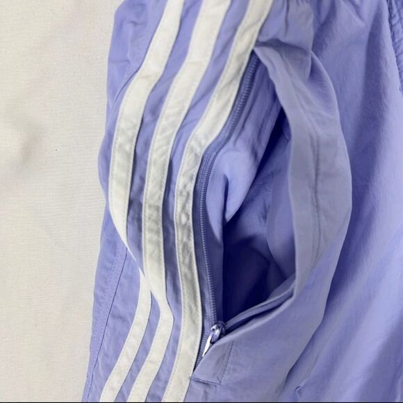 1246 NWT Adidas Originals Sprinter Shorts Violet Tone - Picture 5 of 5